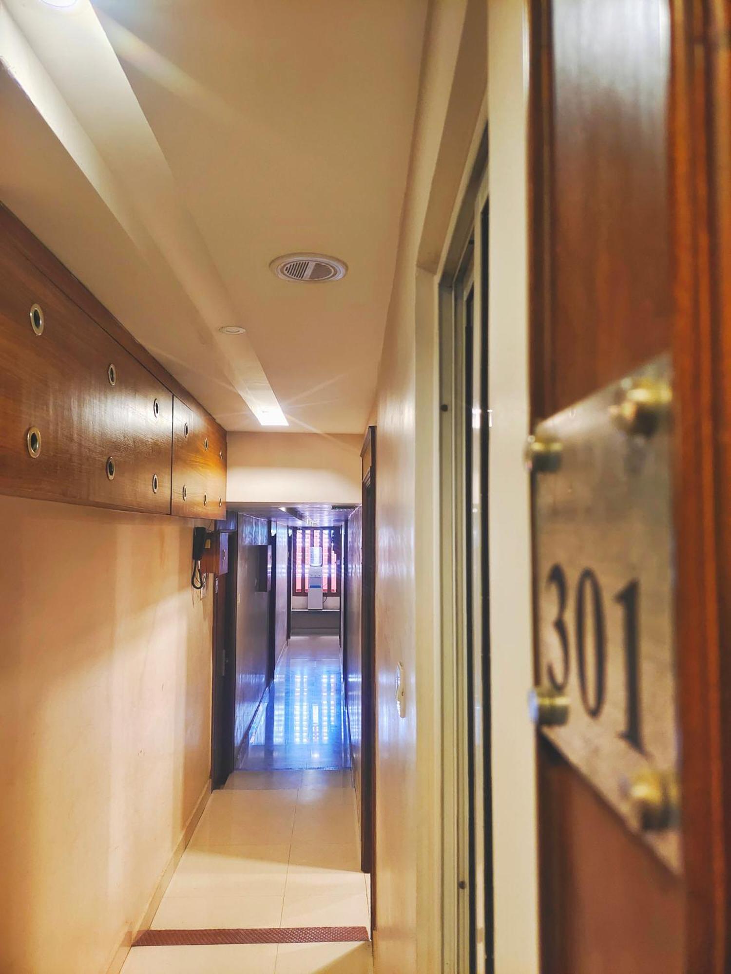 Santhi Bhavan, Hotel 2*